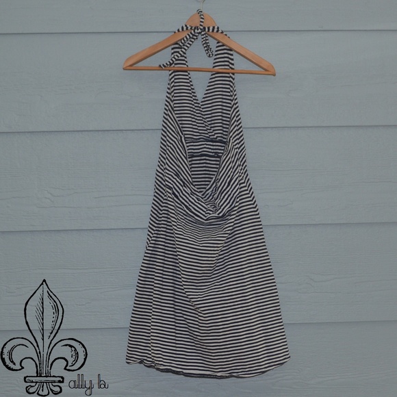 âšśVenus Navy & White stripe halterâšś - Picture 4 of 6